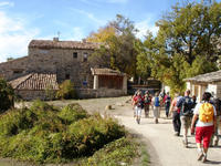 vers Revest St Martin